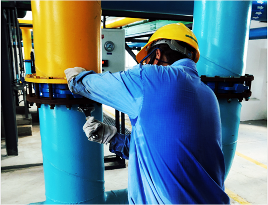 斗高温、战酷暑，与时间赛跑的陕鼓人